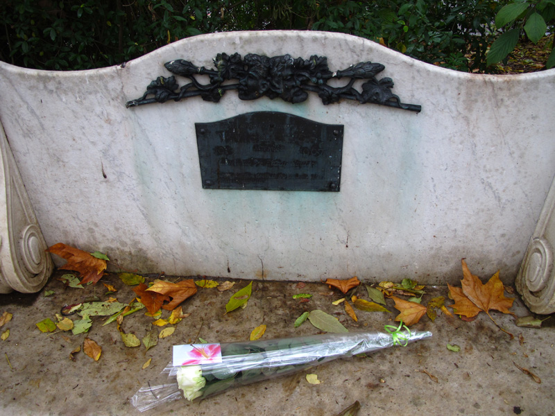 Flowers for Vivien Leigh.