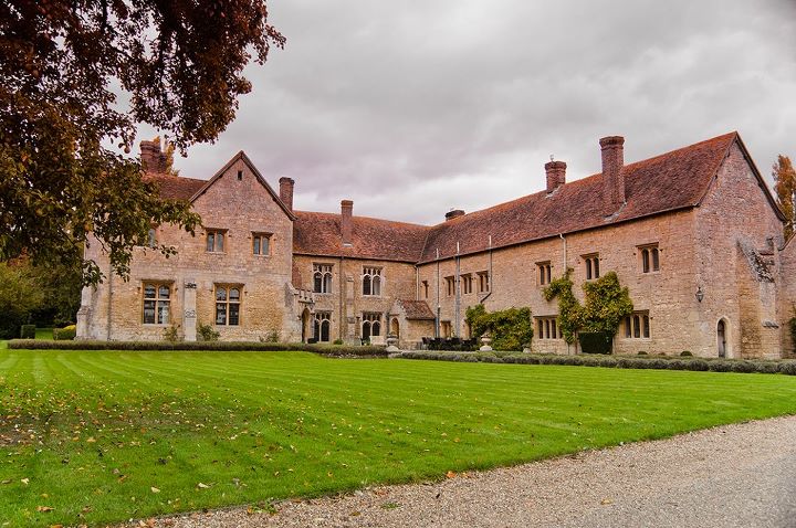Vivien Leigh's and Laurence Olivier's Notley Abbey