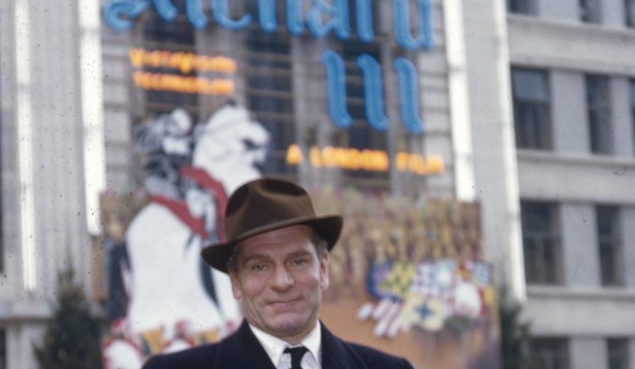 Laurence Olivier in leicester Square