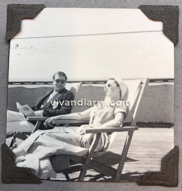 Laurence Olivier and Vivien Leigh onboard the SS Corinthic, 1948