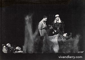 Laurence Olivier with Jack Hawkins and Robin Irving