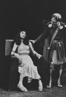caesar and cleopatra on stage
